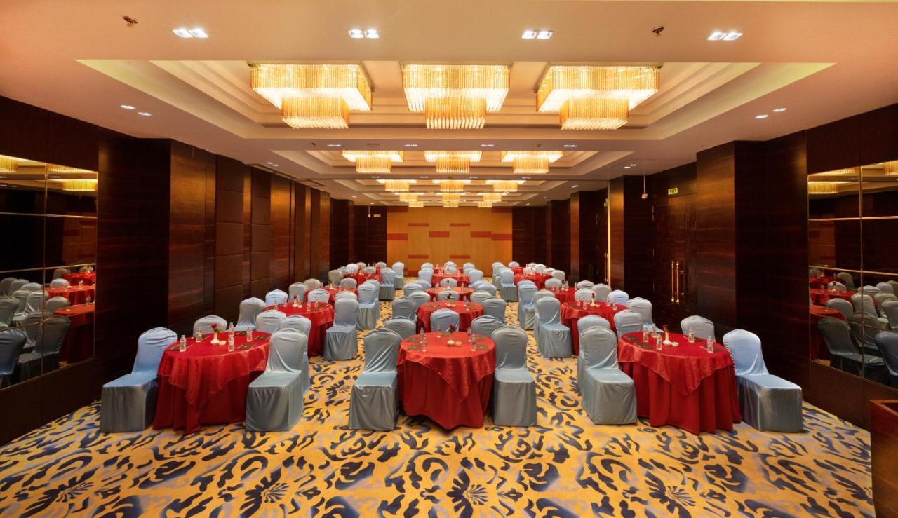 Mbc Citadel Hotel 3*