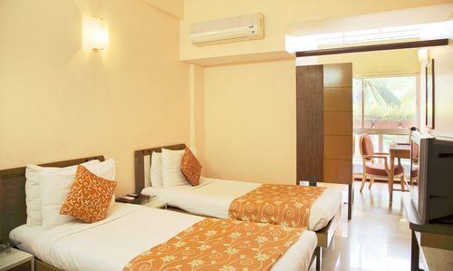 Hotel Ira By Orchid, 3*