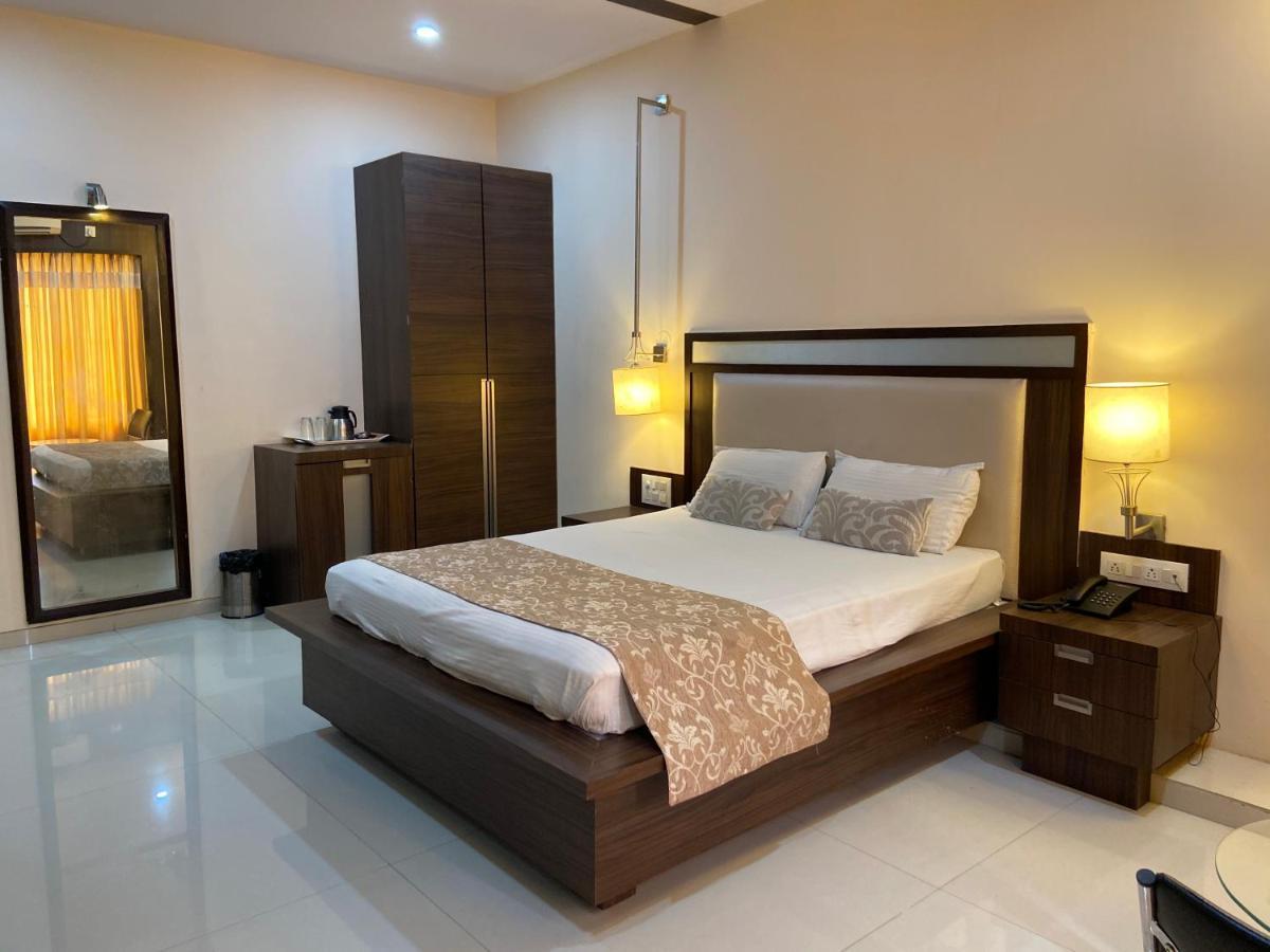 Hotel Shalimar